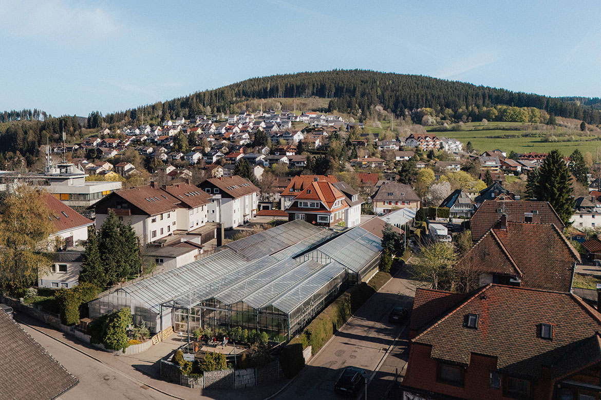 Luftbild über den Gewächshäusern